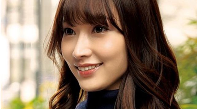 気持ちいいぃ！Fカップ超美人妻をナンパ♡騎乗位で神級の高速腰振り