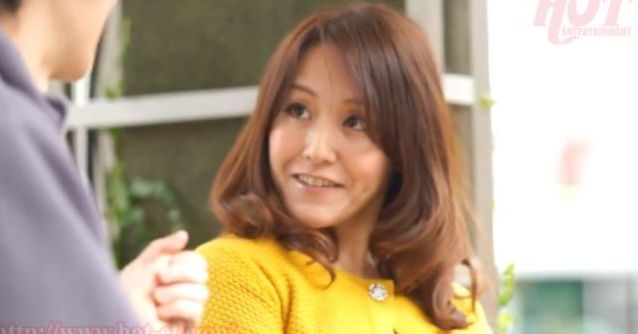 若いチンポいいわぁぁ！美熟女が15歳以上年下の男にナンパされ絶頂